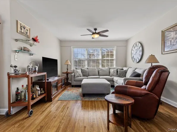 21 Fieldstone Drive #197, Hartsdale, NY 10530