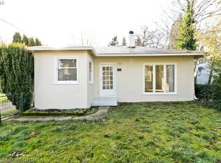 6134 SE Henderson St, Portland, OR 97206