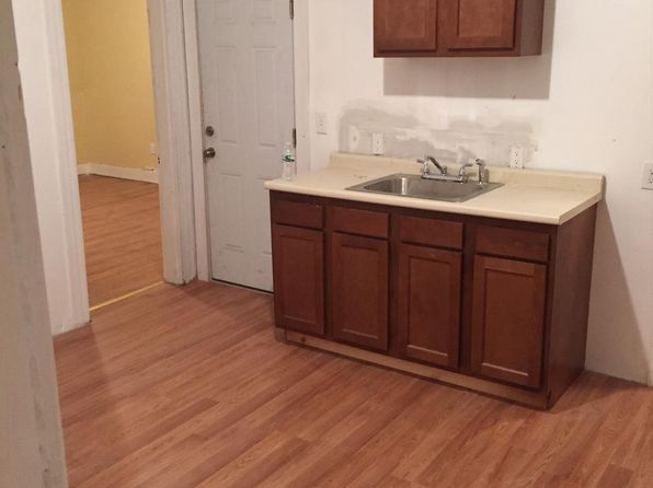 22 Pearl St #1