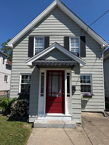 71 Sawyer Ave Photo 1