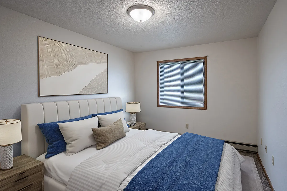 Fargo, ND Prairie Park Apartments | Bedroom - Prairie Park