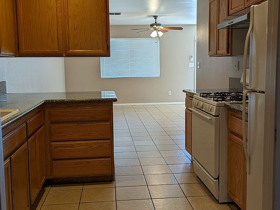 5th image of 8531 Columbine Ave APT A