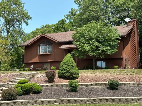 23943 S Plum Valley Dr, Crete, IL 60417