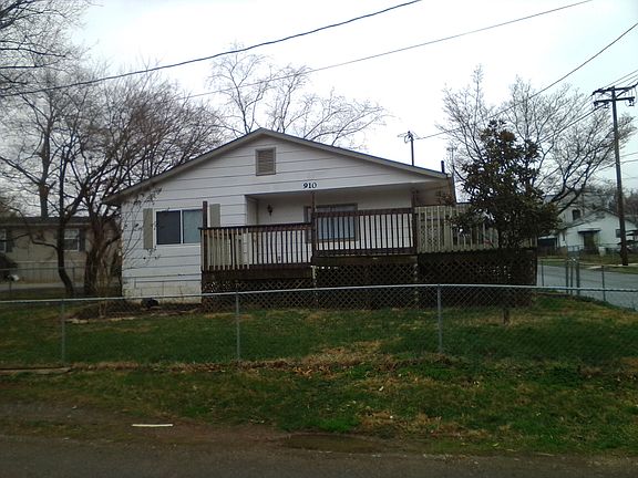 4th image of 910 W Anderson Ave