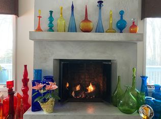 156 Wyneding Hill Rd, Manchester, CT 06040