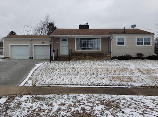 4711 Aurora St NW, Canton, OH 44708