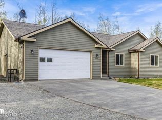1961 E Carr Smith St, Wasilla, AK 99654