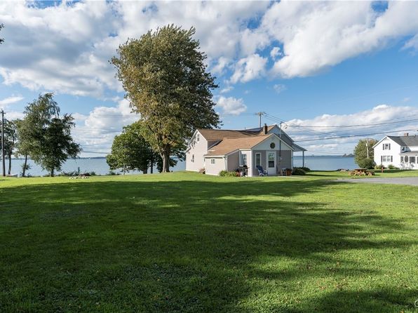 3128 Branche Rd, Cape Vincent, NY 13618