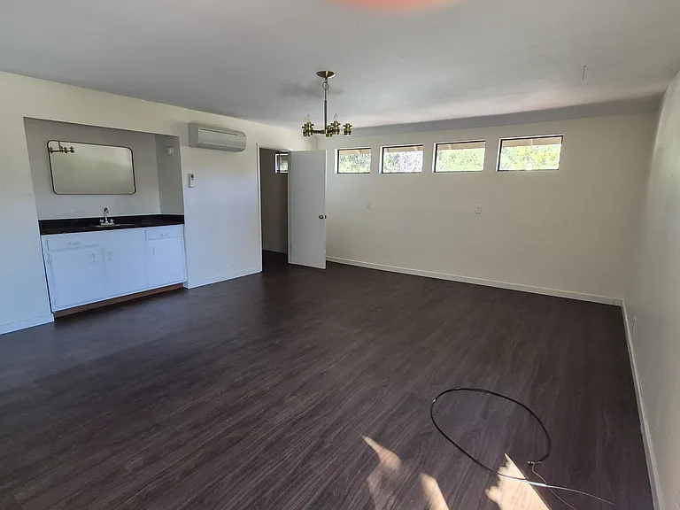 195 Oak Creek Blvd — Photo 16