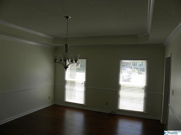 3rd image of 15026 Collier Dr SE