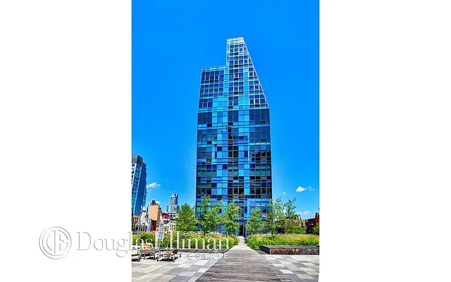 Rented by Douglas Elliman | media 19