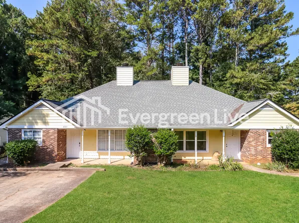 4947 Farmstead Ct NE, Woodstock, GA 30188