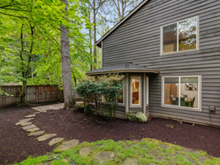 18679 Indian Creek Dr — Photo 5