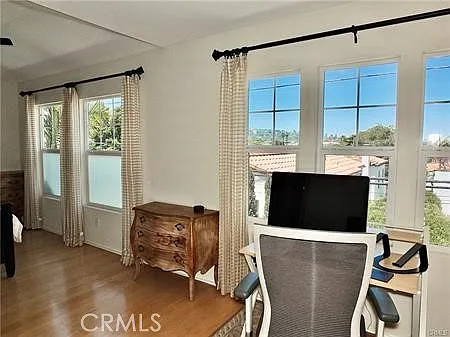 1566 Plymouth Ln — Photo 13