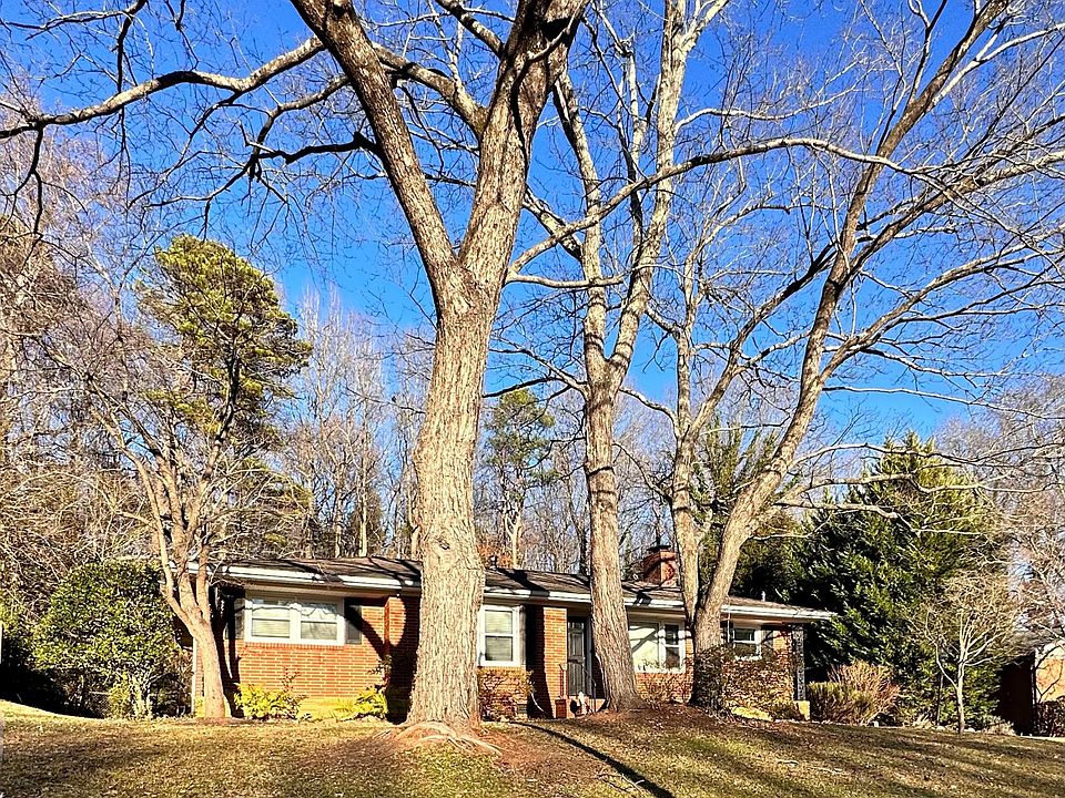 1st image of 3825 Sheffield Dr