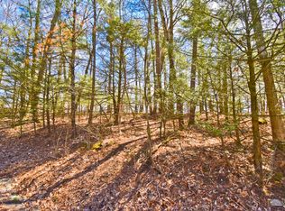 118 Valley View Dr, Stroudsburg, PA 18360