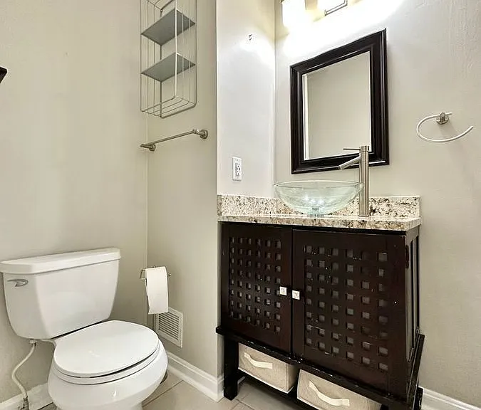 3931 Pepperidge Ct — Photo 23