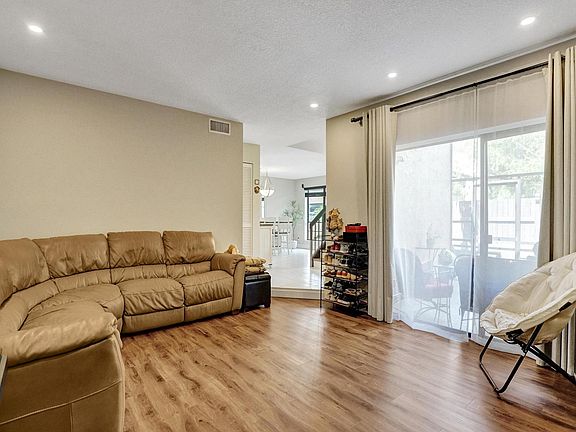 5th image of 2321 Bayberry Drive