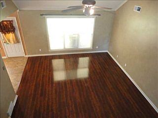 4th image of 1379 Far Dr