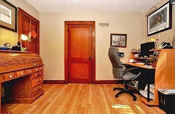 4th image of 8625 Argyle Ave