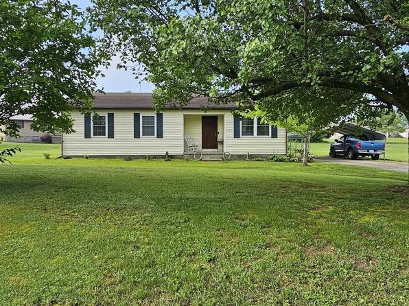 505 Chestnut St, Eddyville, KY 42038