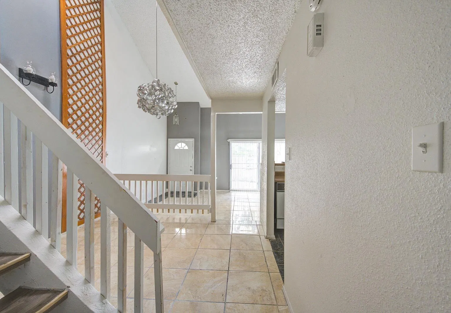 2 bed, 1.5 bath, 1332 sqft, $1,300 — Photo 1