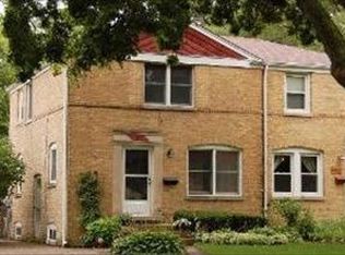 1817 Linden St, Des Plaines, IL
