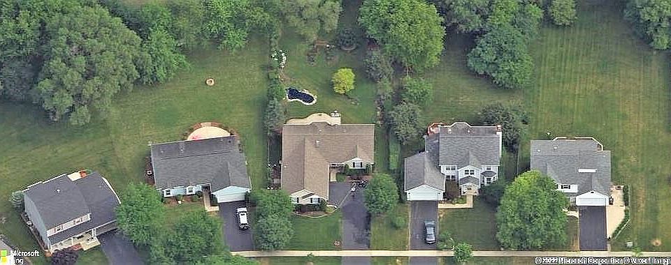 2nd image of 4522 Vista Dr