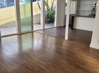 11621 Chenault St APT 3, Los Angeles, CA 90049
