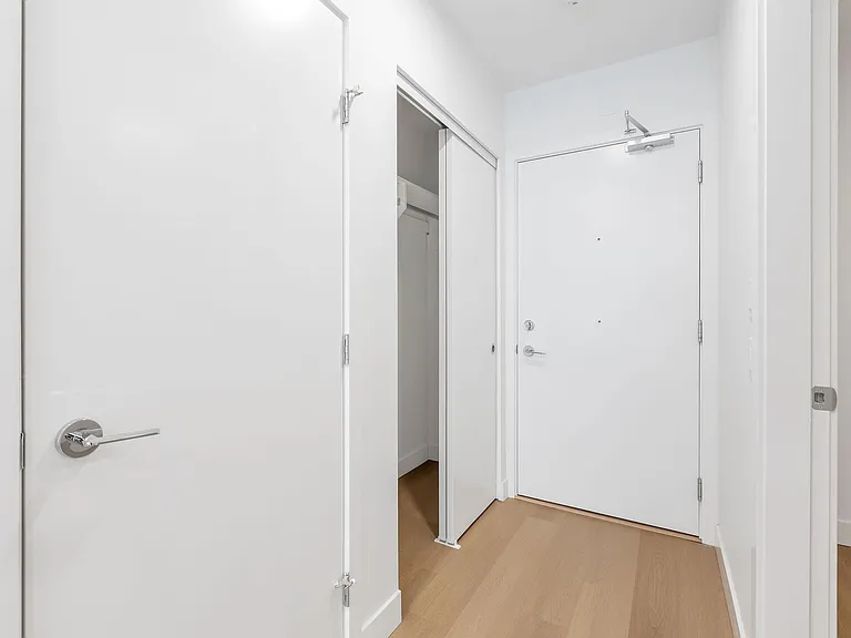 1490 W 32nd Ave — Photo 32