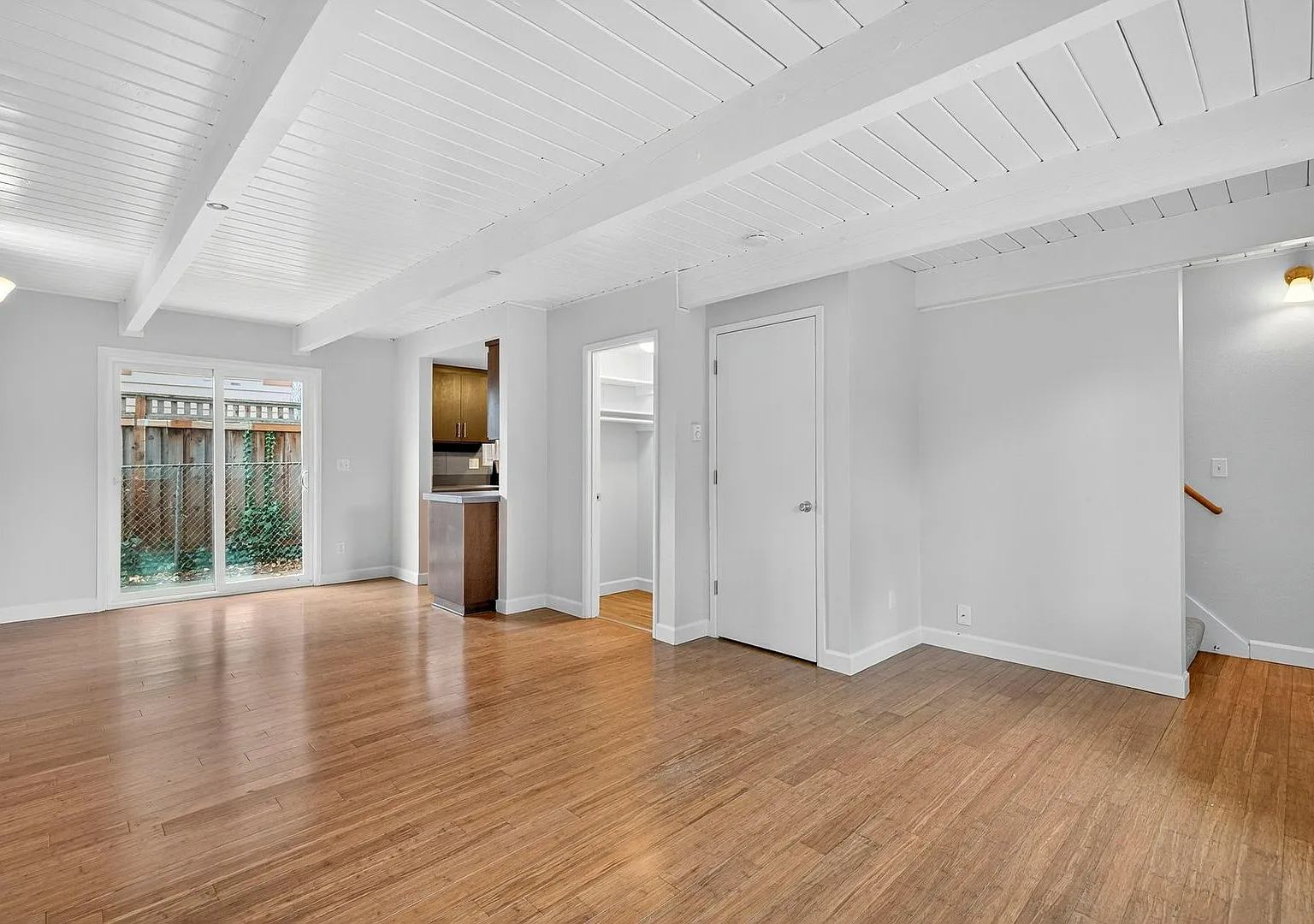 Capitol Terrace Apartments — Photo 4