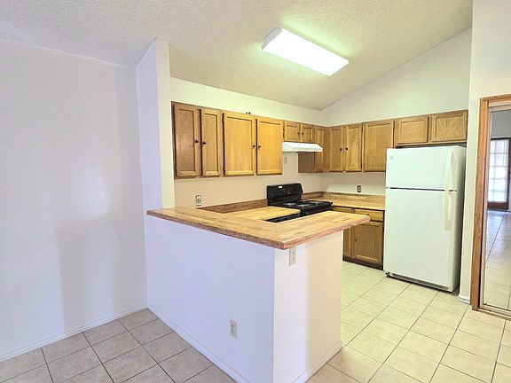 4th image of 6108 Abrams Rd #330