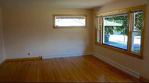 4th image of 1826 Melrose Pl