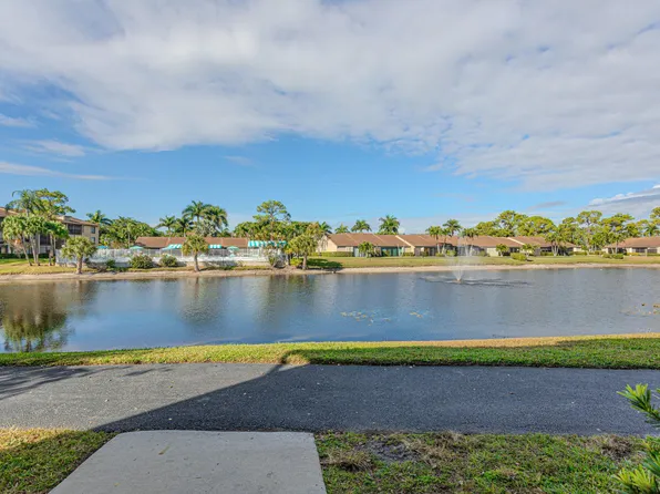 706 Sunny Pine Way #F1, Greenacres, FL 33415