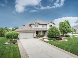 19527 Southfield Ln, Tinley Park, IL 60487