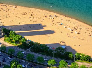 1250 N Dearborn St, Chicago, IL 60610