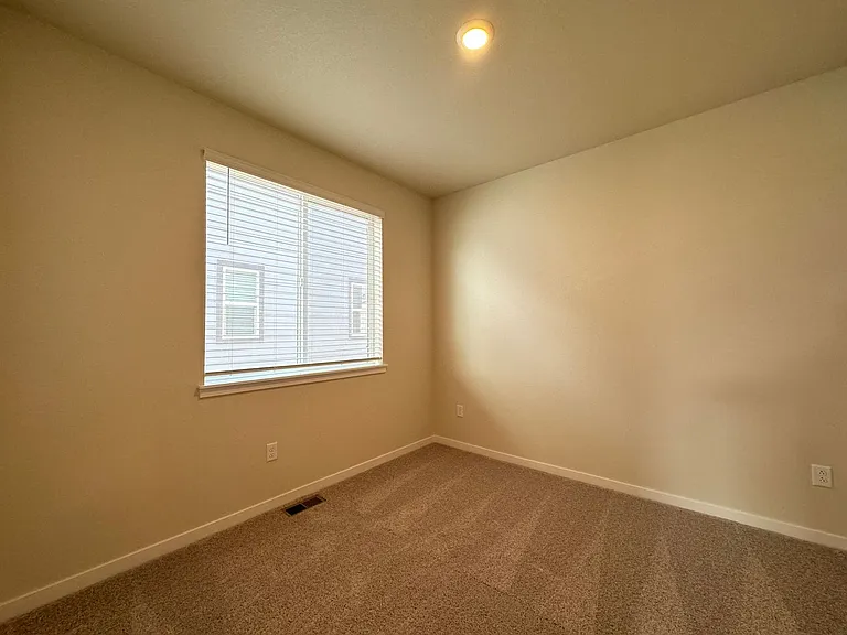 4455 Trader St — Photo 17