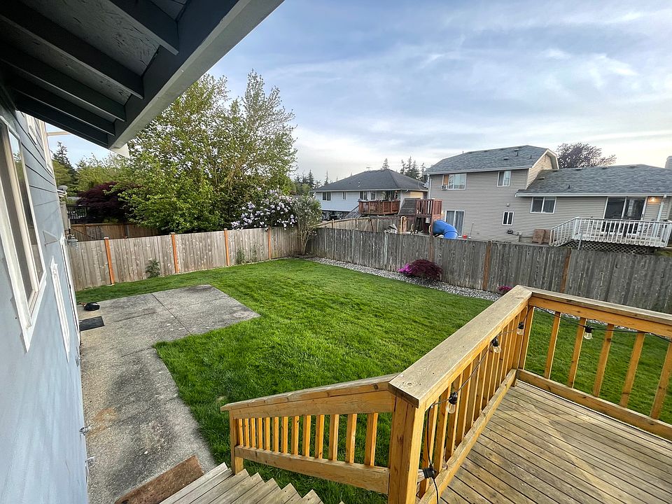 1st image of 27326 Country Pl NW