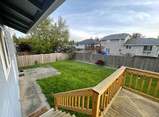 27326 Country Pl NW, Stanwood, WA 98292