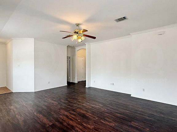 3rd image of 1201 Kenneys Way