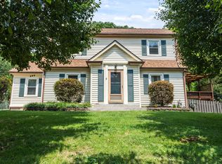 604 Winding Way Ct, Frankfort, KY 40601