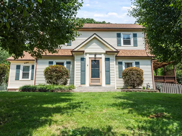 604 Winding Way Ct, Frankfort, KY 40601