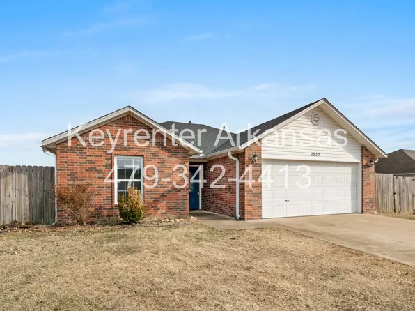 2520 D J Duvall Dr, Pea Ridge, AR 72751