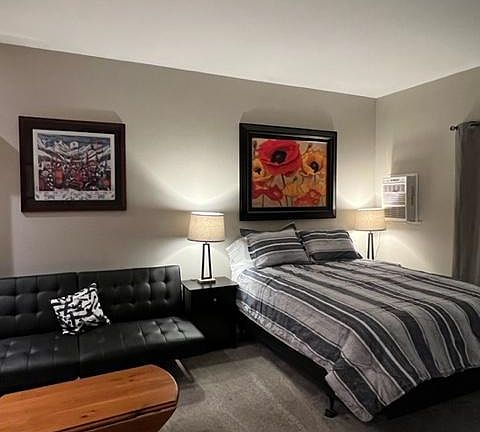 2nd image of 2285 Sidewinder Dr #706