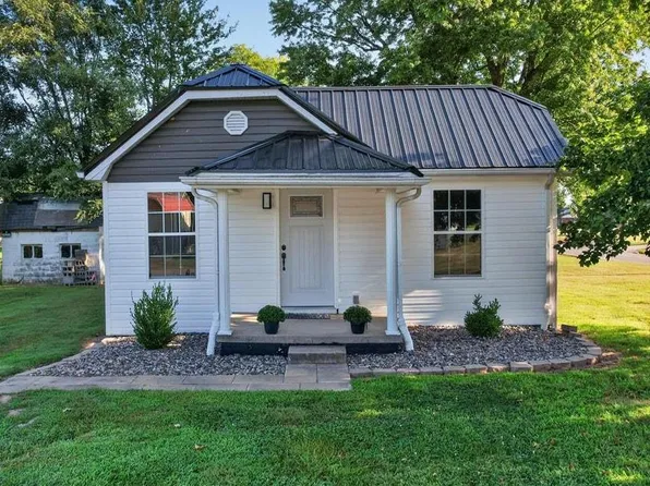 4634 Parker Grove Rd, Magnolia, KY 42757