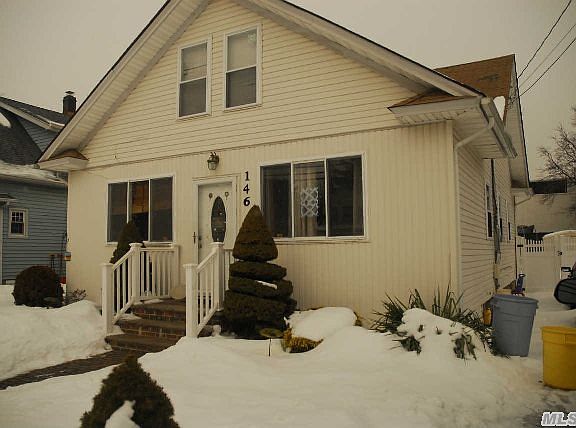 2nd image of 146 W Marie St