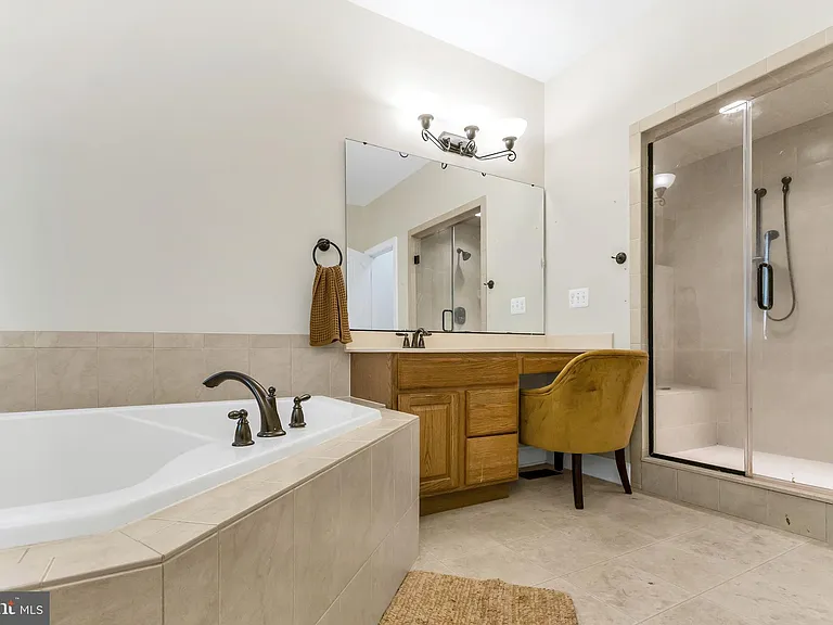 23636 Hansel Ct — Photo 35