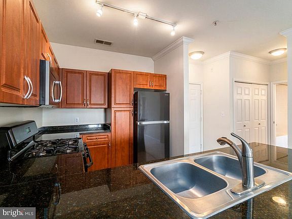 4th image of 12900 Centre Park Cir APT 201