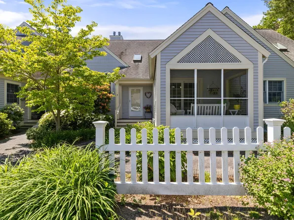 5 Red Cedar Road, Mashpee, MA 02649