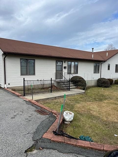 1st image of 696 Atwood Ave #C